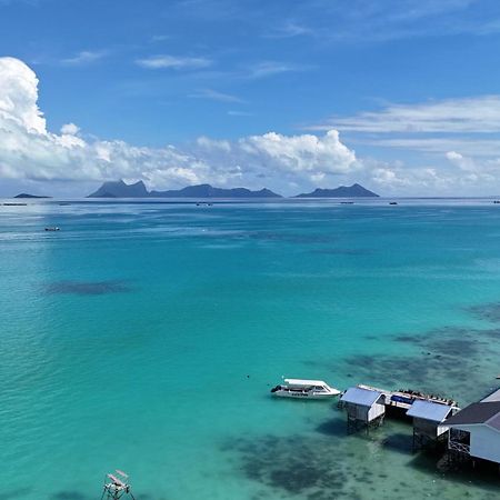 Bigfin Water Bungalow Hotell Semporna Eksteriør bilde