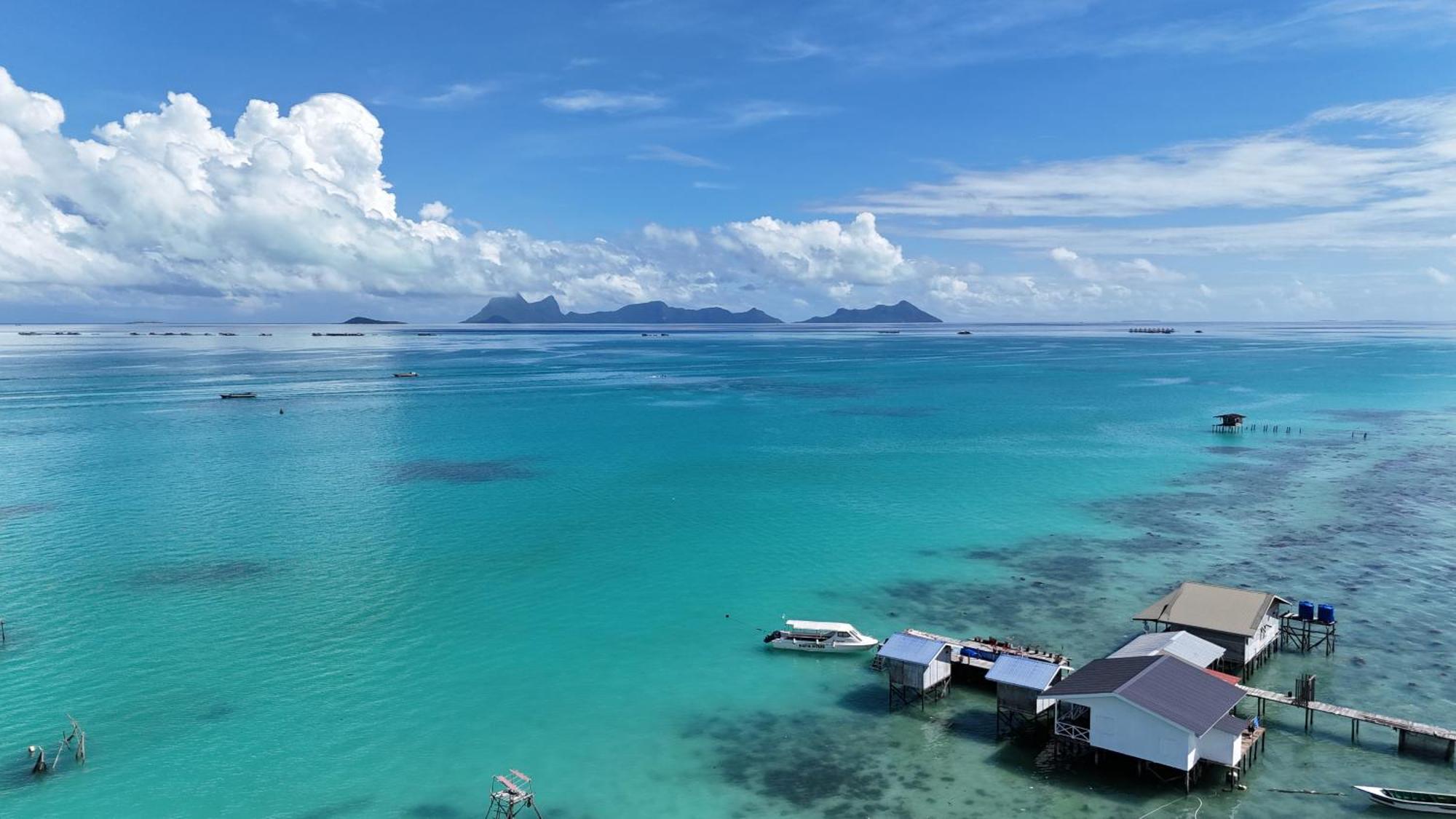 Bigfin Water Bungalow Hotell Semporna Eksteriør bilde